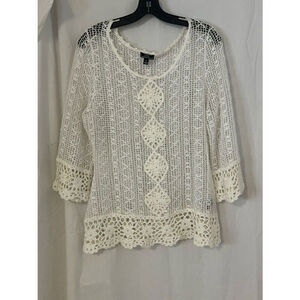 LISA INTERNATIONAL White Crocheted with Ribbon Shirt Womens Size Medium